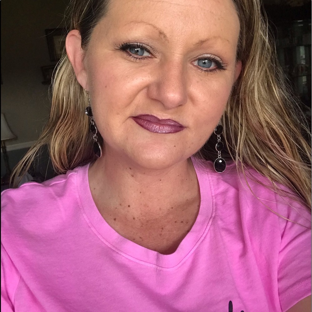 Meet your Posher, Jenifer